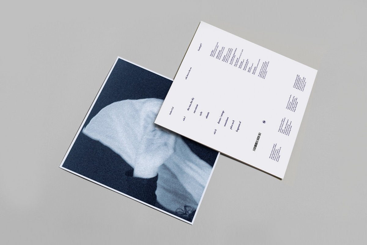 Ambre Ciel - still, there is the sea